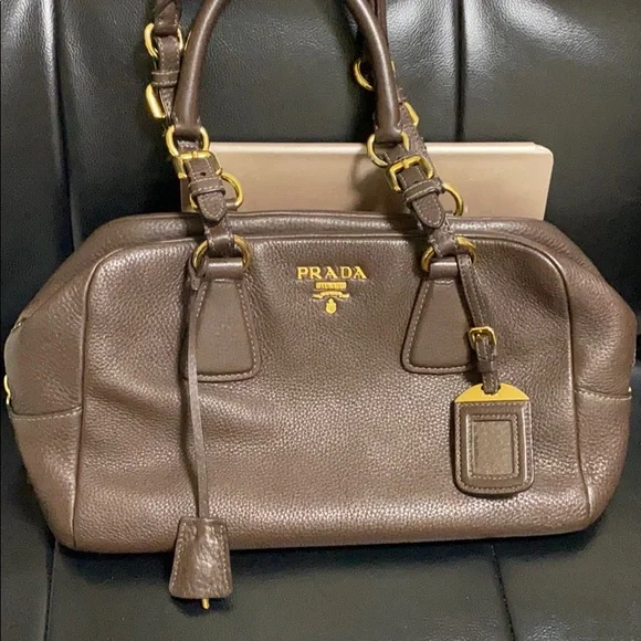 Auth PRADA Leather Satchels+Tag+Key+Cloche+Padlock - Picture 5 of 12